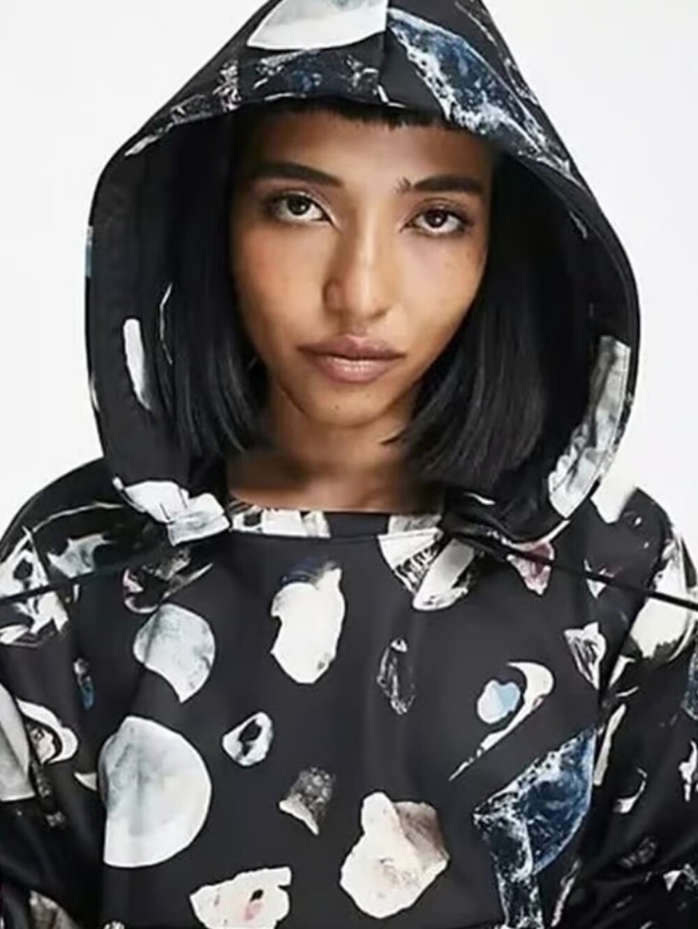 Nike Dri-Fit Standard Issue Oversized Pullover Basketball Hoodie